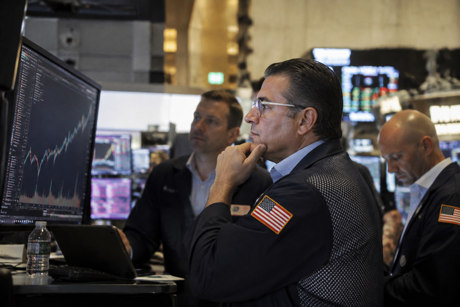 Veea (VEEA) jumps 47.29% to $5.70, landing among top U.S. market gainers